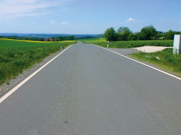 17 Bildstrecke Straße Lankendorf