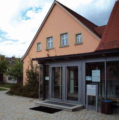 Ansicht Schloss im Garten Musikinstrumentesammlung